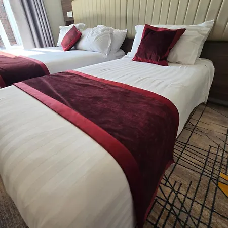 B&B Double Bedroom 3*