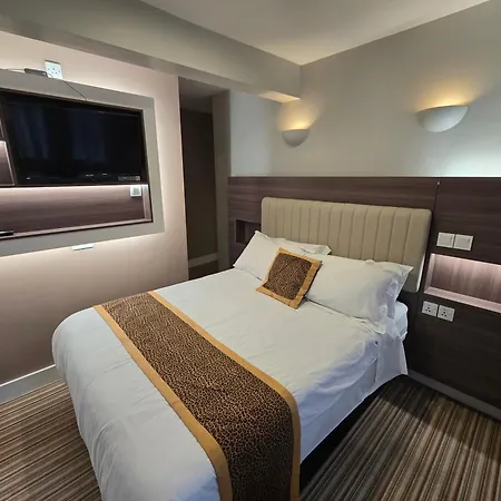Double Bedroom 3*