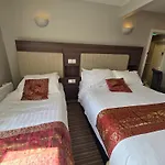 Double Bedroom Bed & Breakfast 3*