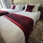 Bed & Breakfast Double Bedroom 3*