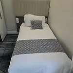 Double Bedroom 3*