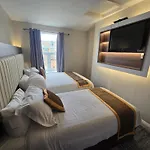 Double Bedroom Bed & Breakfast 3*