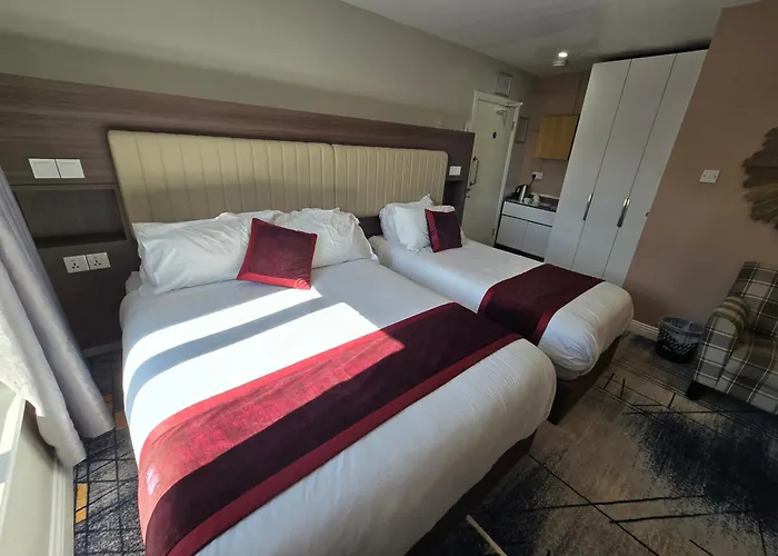 Double Bedroom 3*